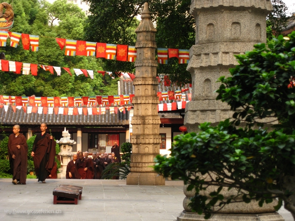 China, Guangzhou, Monks China, Guangzhou, Monks