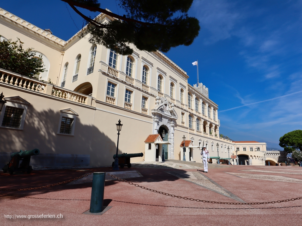 Monaco, Palace, Guard