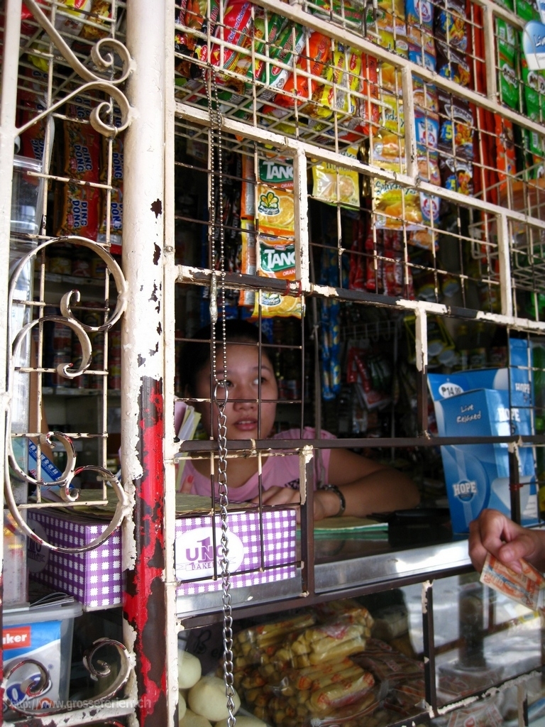 Shop in Manila Shop in Manila